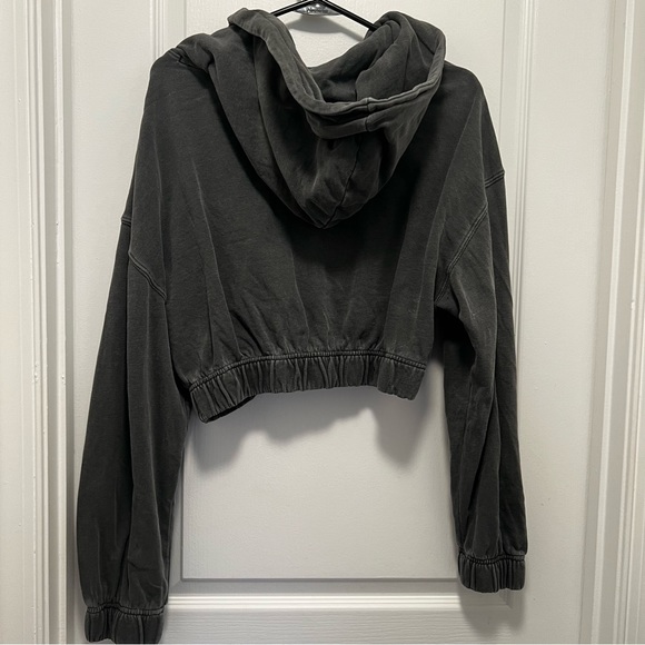 Talentless Zip Crop Hoodie - Picture 5 of 8